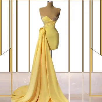 Жълти коктейлни рокли-калъф с V-образно деколте, Къса Мини рокли за среща на завършилите с отворен гръб, бродирани с мъниста, от висшата мода