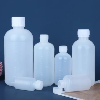 Пластмасова бутилка за вода обем 200-1000 мл със скалата, полупрозрачна опаковка за течни разтворители с класификация PE, опаковане на течни разтворители с малък провлак на Едро