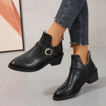 Дамски обувки 2023 г., женски основни дамски ботуши с цип отзад, модни ботильоны, женски метални орнаменти, обувки на квадратен ток с остър пръсти